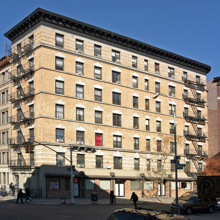 Daly Avenue Apartments in Bronx, NY - Building Photo