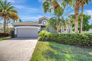 6579 Pavone St in Wellington, FL - Building Photo