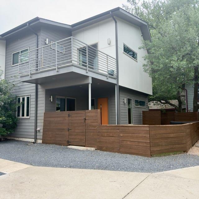 property at 502 W 51st St