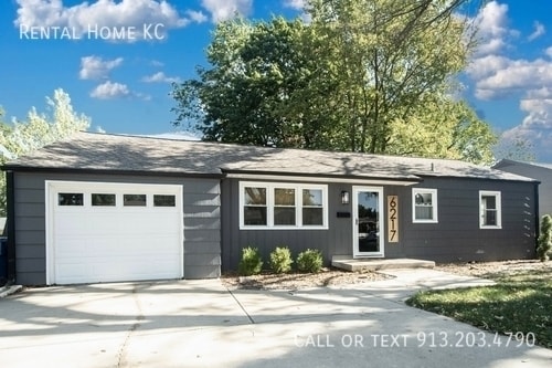property at 6217 Glenwood St