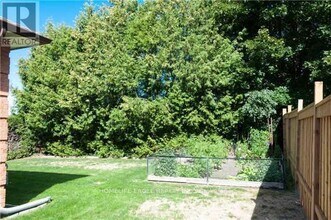 19 Schomberg Rd in Richmond Hill, ON - Building Photo - Building Photo