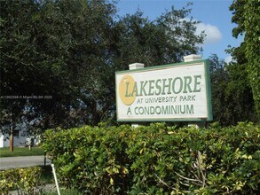 8750 N Sherman Cir in Miramar, FL - Building Photo - Building Photo