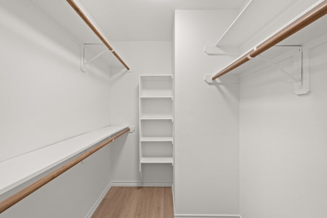 property at 7 Marble Rock Pl