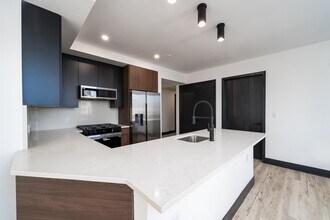 257 14th St in Hoboken, NJ - Building Photo - Building Photo