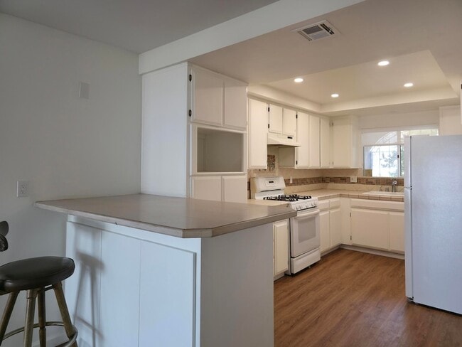 12800 Avenida Alta Loma in Desert Hot Springs, CA - Building Photo - Building Photo