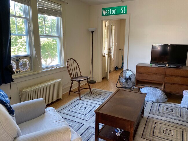 12 Weston St in Burlington, VT - Building Photo - Building Photo