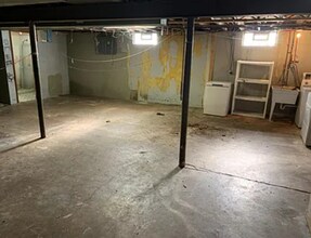 5830 N 61st St in Milwaukee, WI - Building Photo - Building Photo