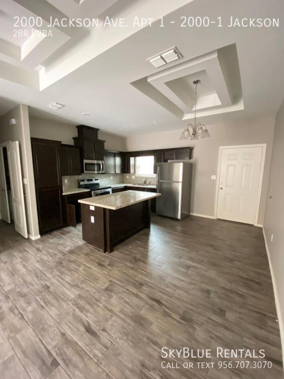 2000 Jackson St in Weslaco, TX - Building Photo - Building Photo