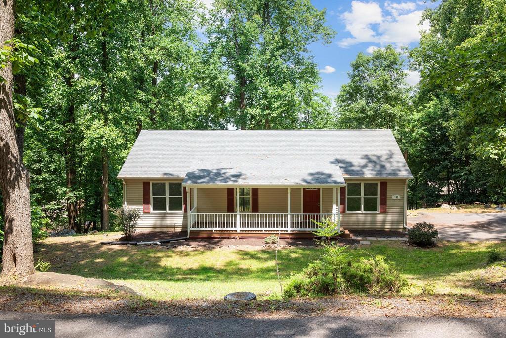 131 Salt Lick Rd in Front Royal, VA - Building Photo