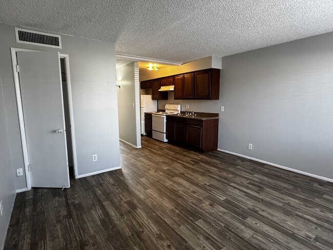 property at 301 W Helen St