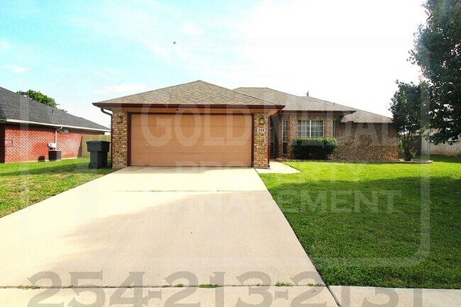 302 James Loop in Killeen, TX - Building Photo - Building Photo