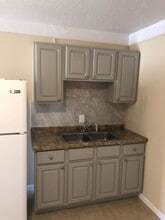 126 Keeley Dr in Tupelo, MS - Building Photo - Building Photo