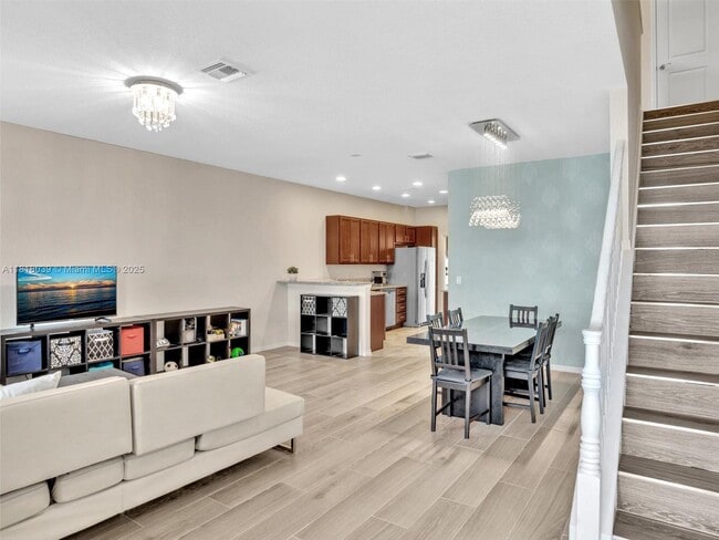 3976 Poinciana Ln in Hollywood, FL - Building Photo - Building Photo