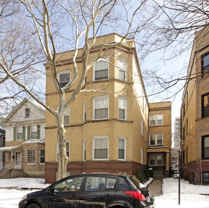 6227-6229 N Magnolia Ave in Chicago, IL - Building Photo