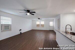 1019 Crenshaw Wy in San Antonio, TX - Building Photo - Building Photo