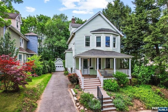 property at 125 Large Ave