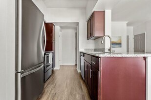 Stone Creek in Port Arthur, TX - Building Photo