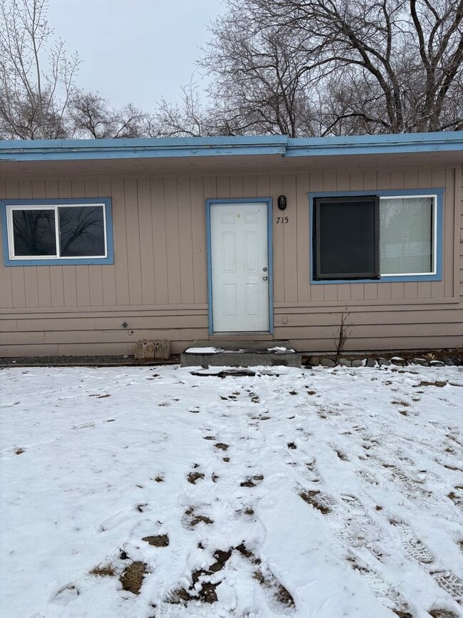 property at 715 S Woodberry St