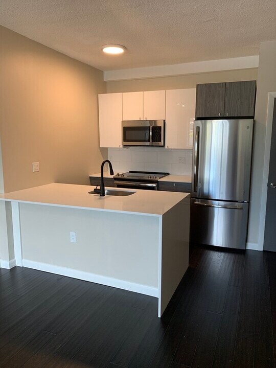 40 Evergreen St, Unit #1 in Boston, MA - Foto de edificio