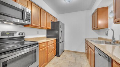 615 Michigan Ave in Sheboygan, WI - Foto de edificio - Building Photo