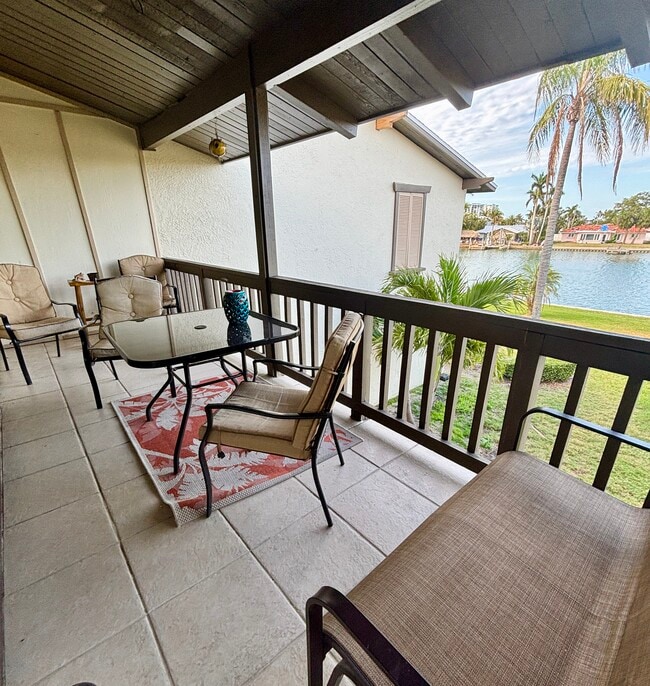 property at 511 Plaza Seville Ct