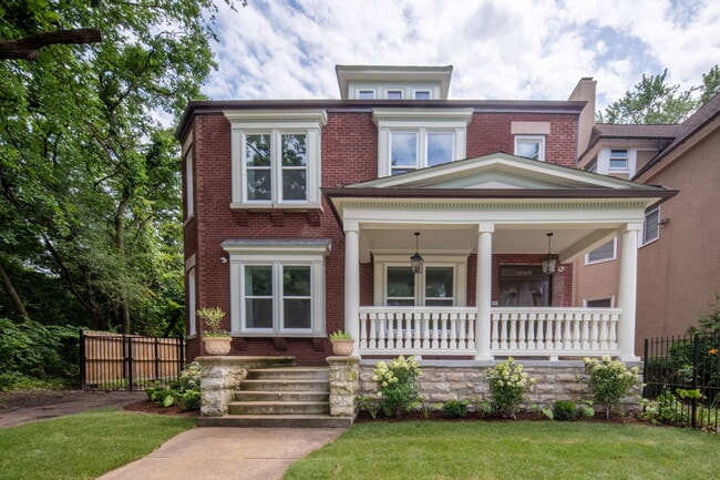 property at 1025 E 48th St