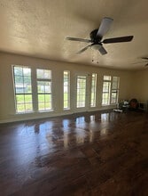 214 Co Rd 4870 in Newark, TX - Building Photo - Building Photo