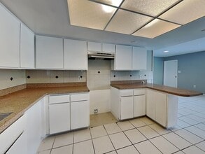 6410 Gamble Dr in Orlando, FL - Foto de edificio - Building Photo