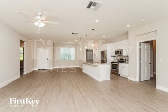 164 Todd St SE in Palm Bay, FL - Building Photo - Building Photo