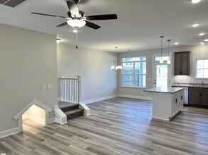 207 Taylor Woods Ct in Greenville, SC - Building Photo - Building Photo