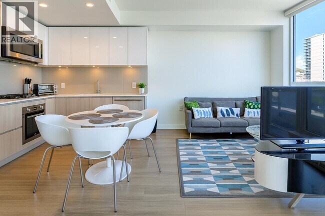 618 Carnarvon St in New Westminster, BC - Building Photo - Building Photo