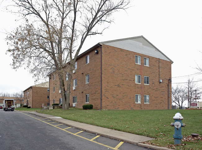 Westlake Gardens in Lorain, OH - Foto de edificio - Building Photo