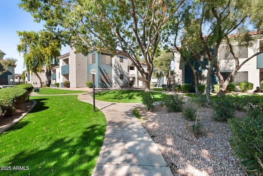 13625 S 48th St, Unit 3 in Phoenix, AZ - Building Photo