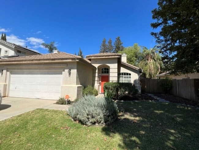 7204 Sierra Rim Dr