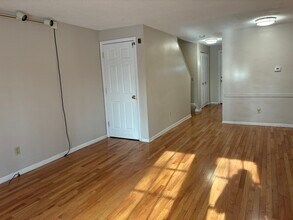 30 Pine Valley Dr in Falmouth, MA - Building Photo - Building Photo