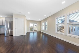 62-64 Bradbury Ave in Medford, MA - Building Photo - Building Photo