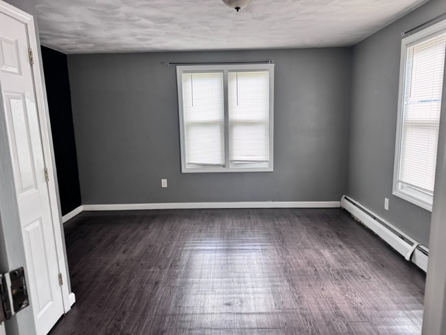 235 Tremont St in Fall River, MA - Building Photo - Building Photo