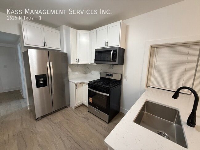 property at 1625 N Troy St