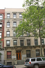 204 E 83rd St in New York, NY - Building Photo - Building Photo