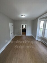 327-329 10th Ave in Scranton, PA - Building Photo - Building Photo
