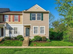 5855 Monroe Crossing in Nashville, TN - Building Photo - Building Photo