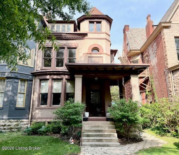property at 1466 St James Ct