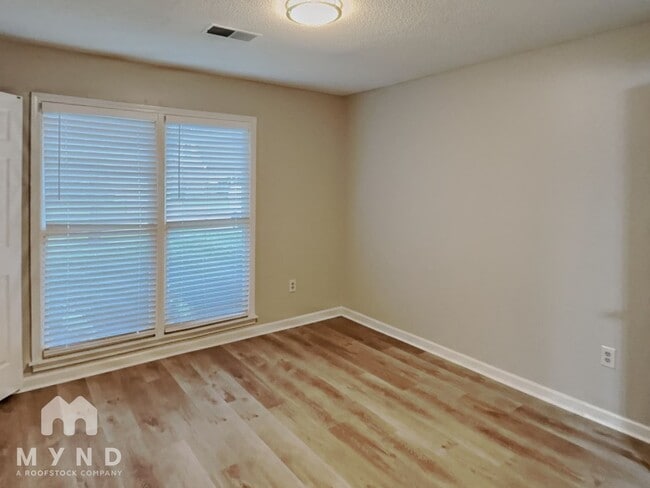 property at 1004 Cider House Ln