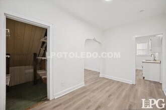 950 Oak St in Toledo, OH - Building Photo - Building Photo