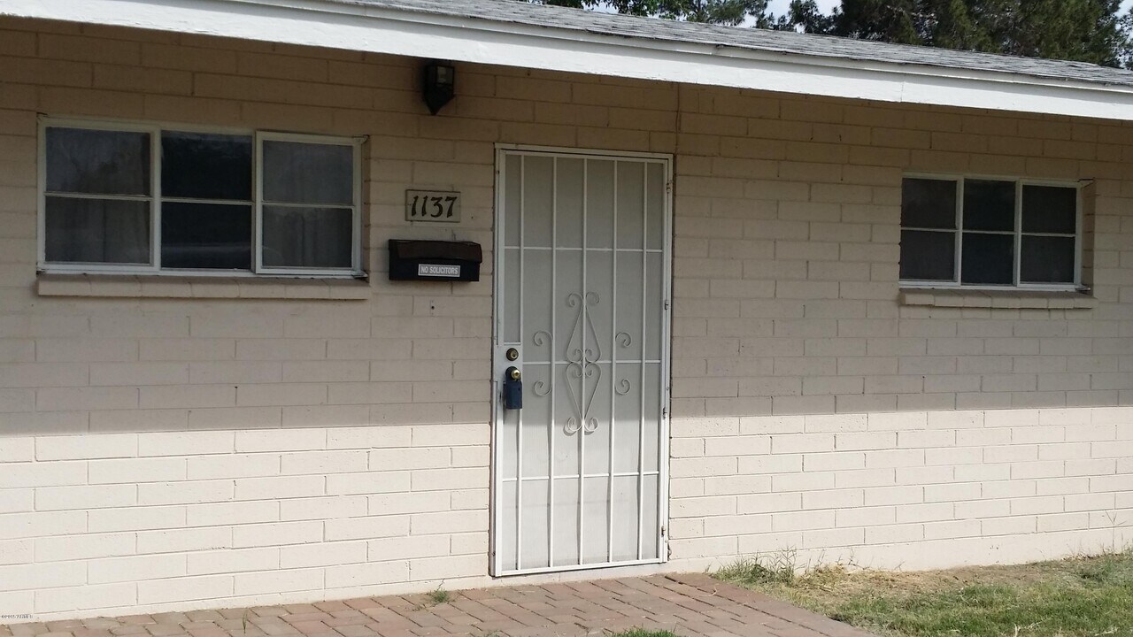 1137 S Judd St in Tempe, AZ - Building Photo