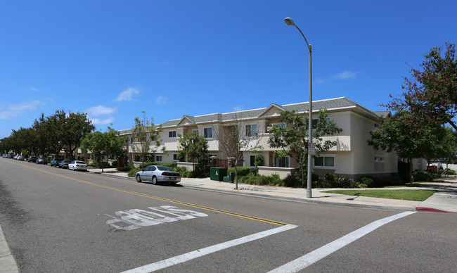 Country Club Lane Apartments