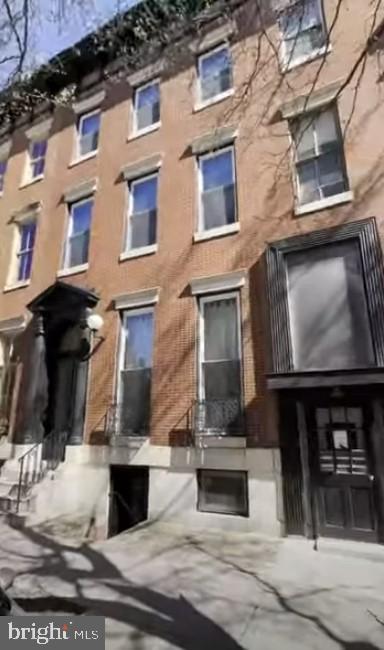 923 St Paul St-Unit -G2 in Baltimore, MD - Building Photo