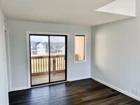 1025 Plantation Dr W photo'