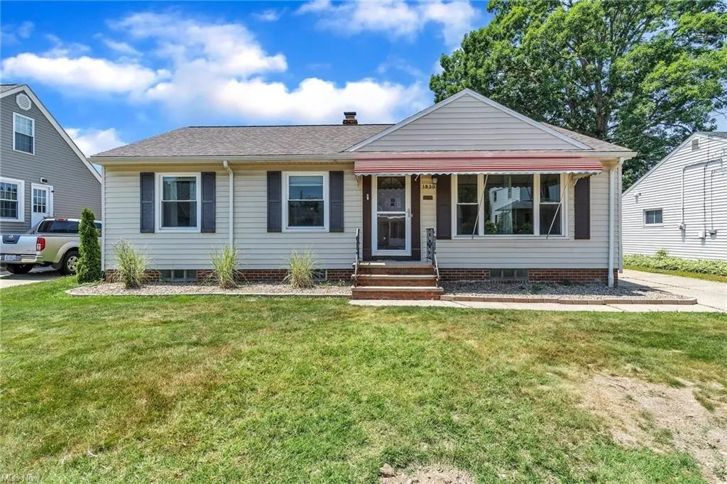 1830 Harding Dr in Wickliffe, OH - Building Photo