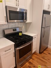 283 Chelsea St, Unit 2 in Boston, MA - Building Photo - Building Photo